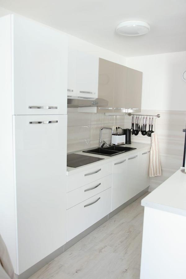 Apartment Glavaric 奥米什 外观 照片