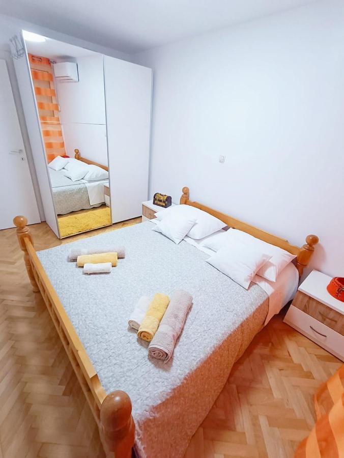 Apartment Glavaric 奥米什 外观 照片